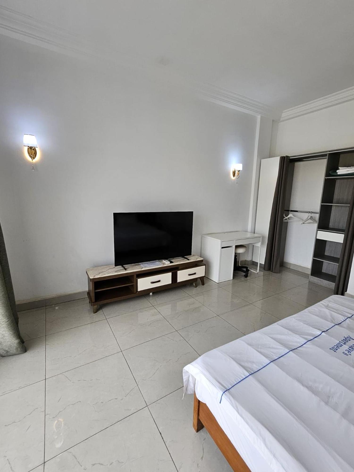Octave'S Apt Pointe Noire Extérieur photo
