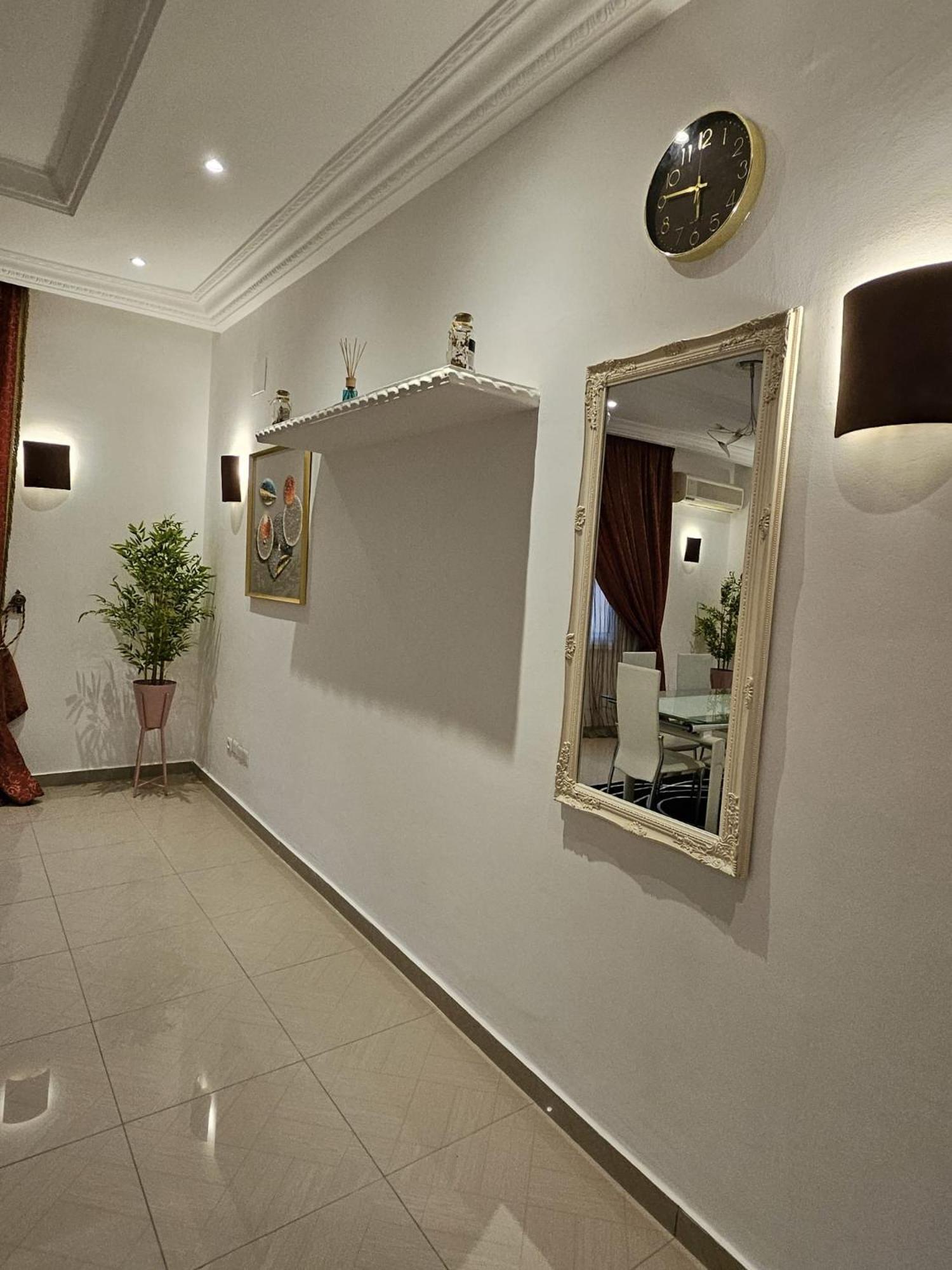 Octave'S Apt Pointe Noire Extérieur photo